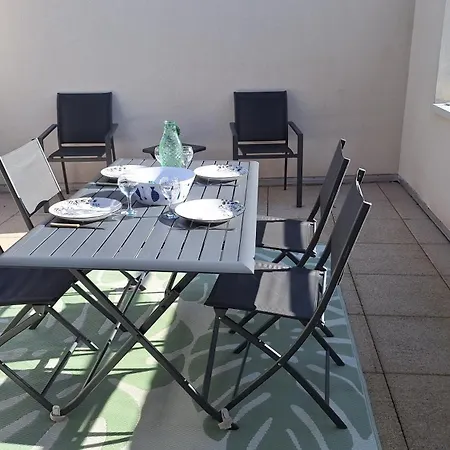 아파트 Paisible Avec Terrasse 라테스트드뷔크